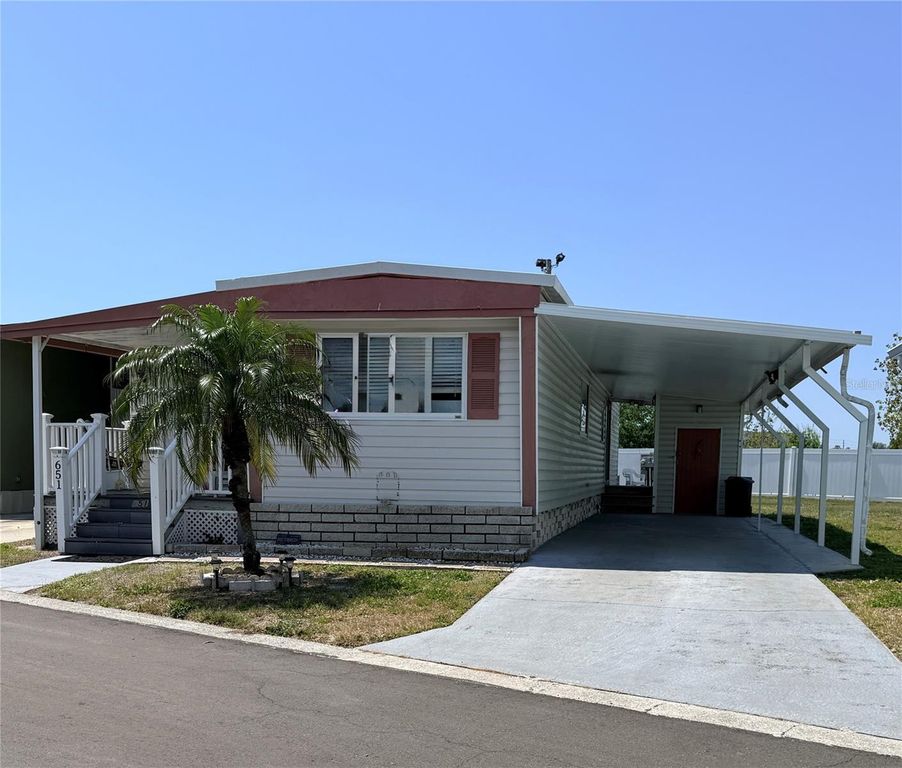 651 54TH LANE S 14, St Petersburg, FL 33707