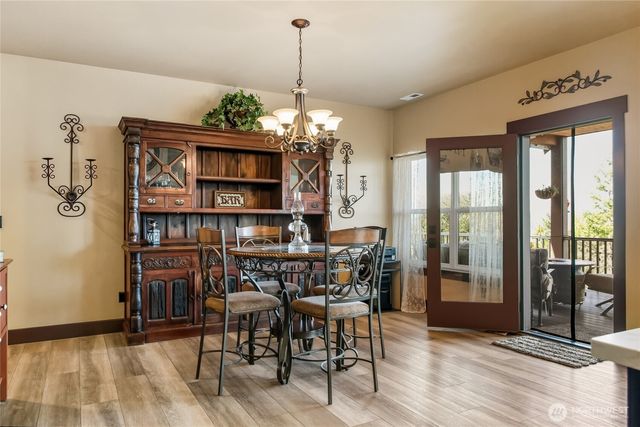 2200 E Webb Hill Road, Union, WA 98592