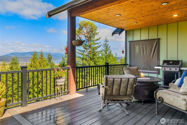 2200 E Webb Hill Road, Union, WA 98592