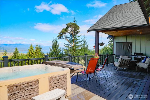 2200 E Webb Hill Road, Union, WA 98592