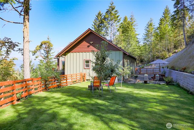 2200 E Webb Hill Road, Union, WA 98592