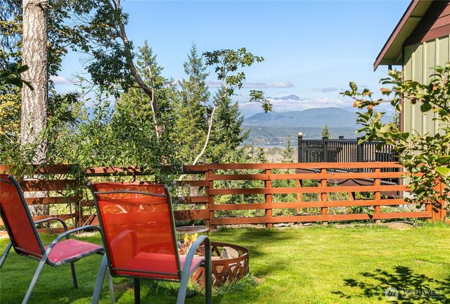 2200 E Webb Hill Road, Union, WA 98592