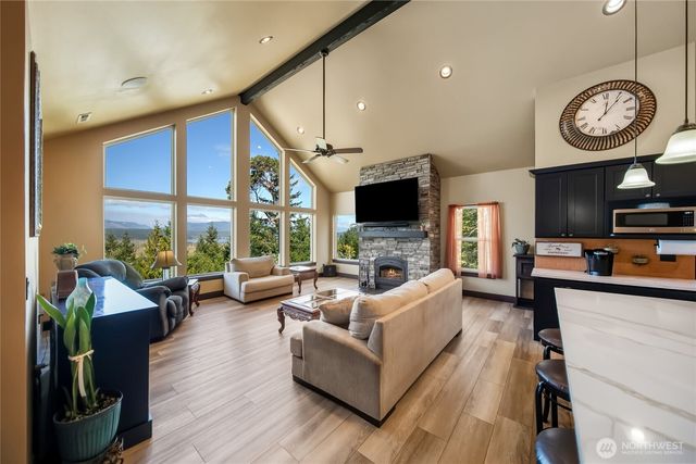 2200 E Webb Hill Road, Union, WA 98592