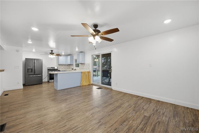 2972 Rosemarie Circle, Newfane, NY 14108