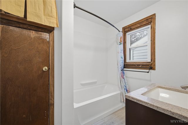 2972 Rosemarie Circle, Newfane, NY 14108