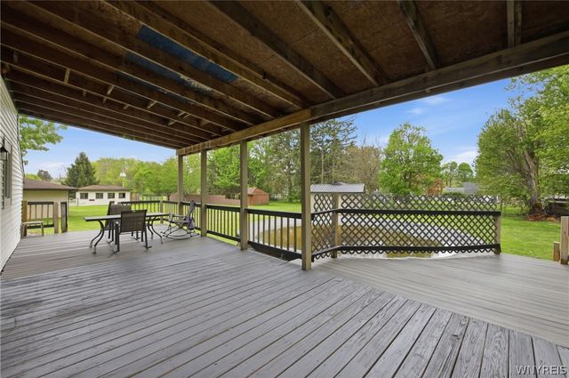 2972 Rosemarie Circle, Newfane, NY 14108