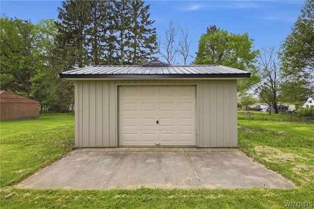 2972 Rosemarie Circle, Newfane, NY 14108