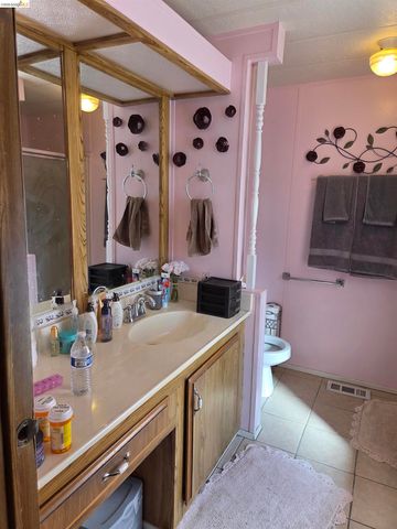 17 Bradley Lane, Antioch, CA 94509