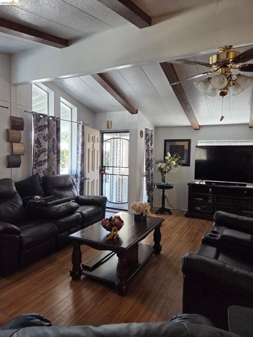 17 Bradley Lane, Antioch, CA 94509