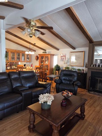 17 Bradley Lane, Antioch, CA 94509