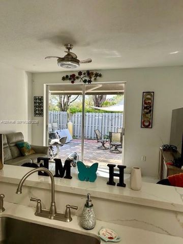 3818 SW 171st Ter, Miramar, FL 33027