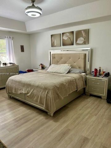 3818 SW 171st Ter, Miramar, FL 33027