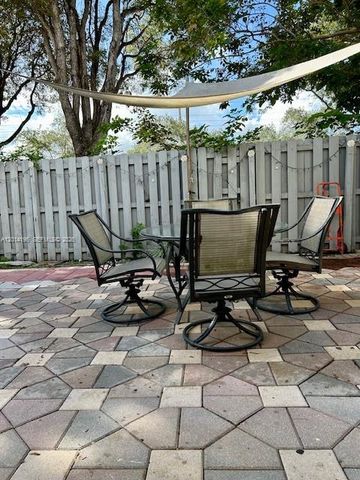 3818 SW 171st Ter, Miramar, FL 33027