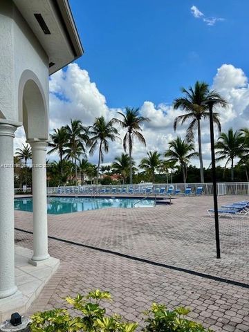 3818 SW 171st Ter, Miramar, FL 33027