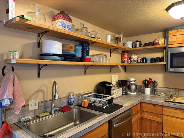 2004 Seven Devils Road, Mcalester, OK 74501