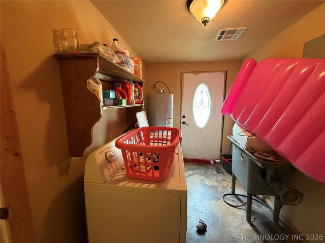 2004 Seven Devils Road, Mcalester, OK 74501