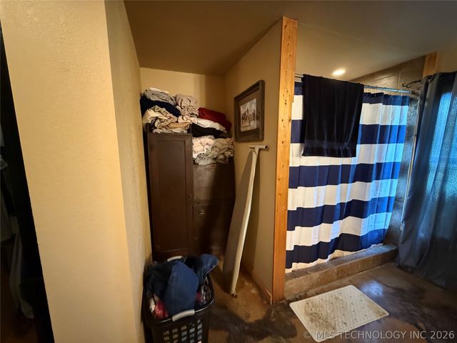 2004 Seven Devils Road, Mcalester, OK 74501