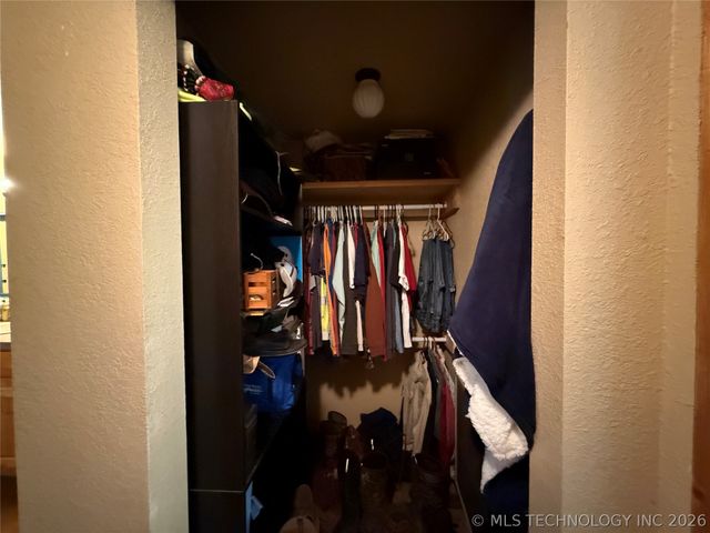 2004 Seven Devils Road, Mcalester, OK 74501