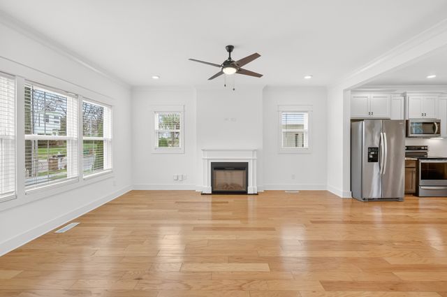 2404 Middle St, Nashville, TN 37208