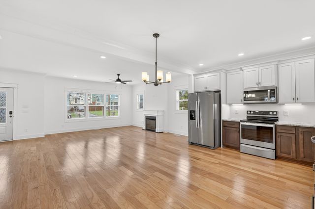 2404 Middle St, Nashville, TN 37208