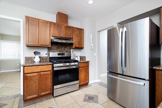 3908 23rd Ave, Sacramento, CA 95820