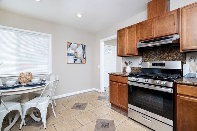 3908 23rd Ave, Sacramento, CA 95820