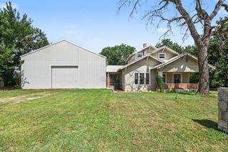313 S Oak Street, Boyd, TX 76023