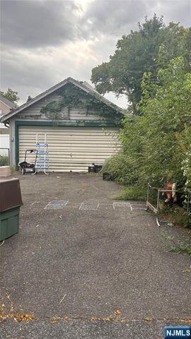 324 Harrison Avenue, Hasbrouck Heights, NJ 07604