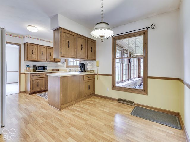 594 Watterson Court, Indianapolis, IN 46217