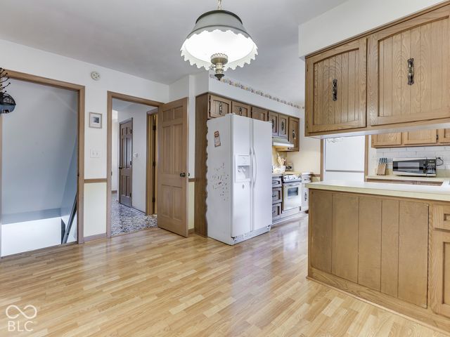 594 Watterson Court, Indianapolis, IN 46217
