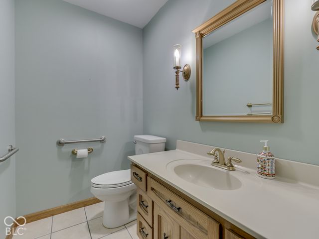 594 Watterson Court, Indianapolis, IN 46217