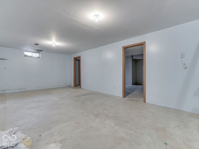 594 Watterson Court, Indianapolis, IN 46217