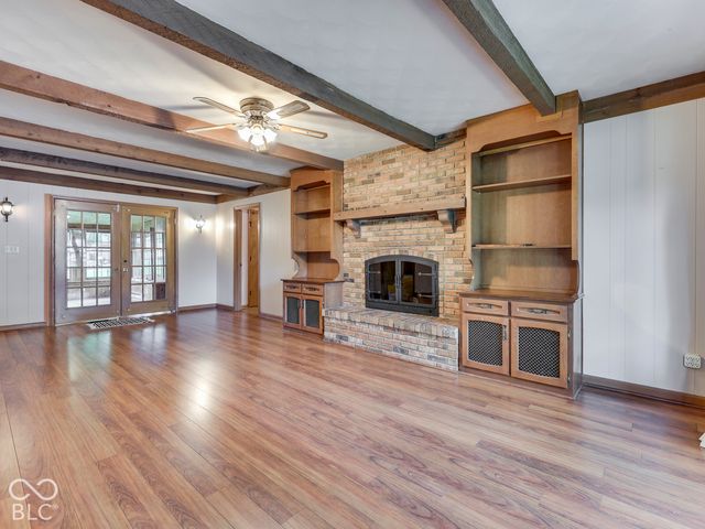 594 Watterson Court, Indianapolis, IN 46217