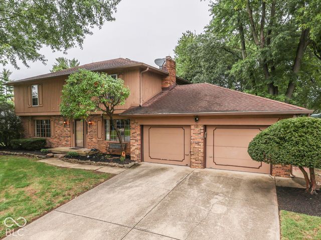 594 Watterson Court, Indianapolis, IN 46217
