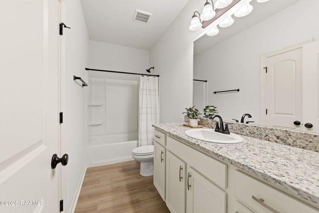 210 Crescent View Lane, Duson, LA 70529