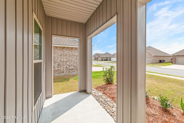 210 Crescent View Lane, Duson, LA 70529