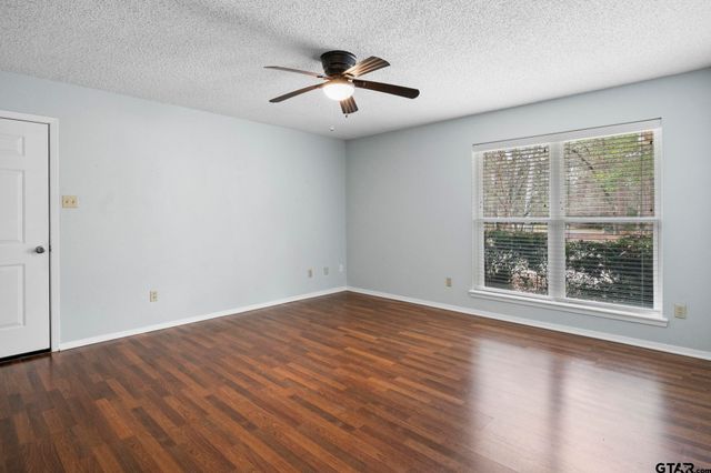 138 GREEN KNOLL, Holly Lake Ranch, TX 75765