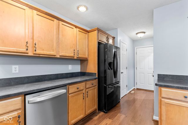 4522 Brandon Circle, Sellersburg, IN 47172