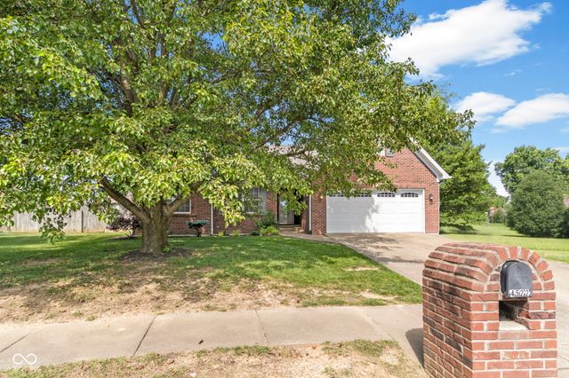 4522 Brandon Circle, Sellersburg, IN 47172