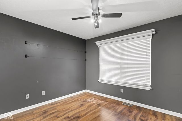 4522 Brandon Circle, Sellersburg, IN 47172