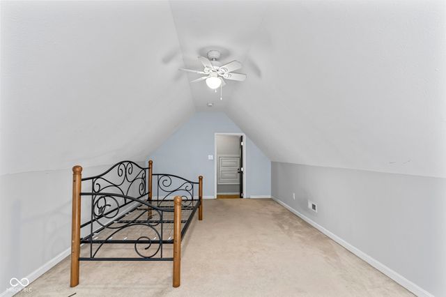 4522 Brandon Circle, Sellersburg, IN 47172
