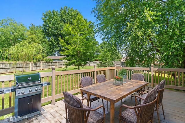 4522 Brandon Circle, Sellersburg, IN 47172