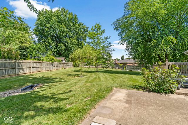 4522 Brandon Circle, Sellersburg, IN 47172