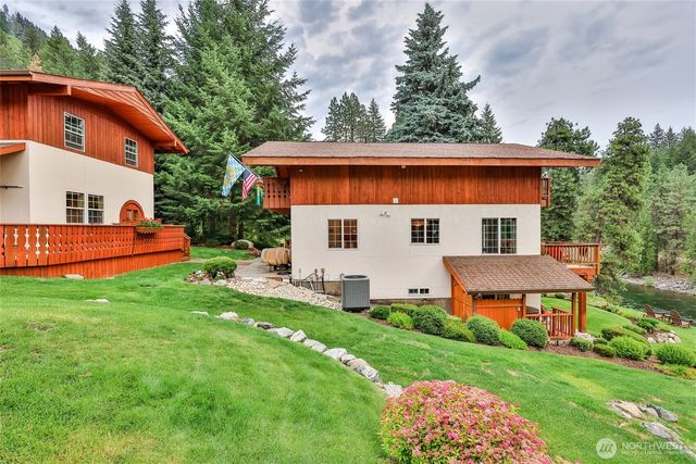 8775 Icicle Road, Leavenworth, WA 98826