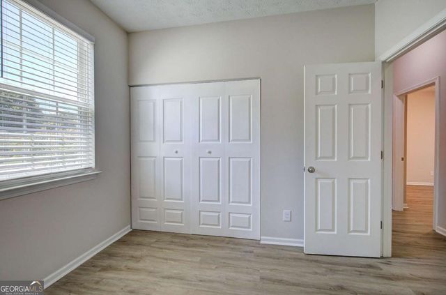 560 Windcroft Circle NW, Acworth, GA 30101