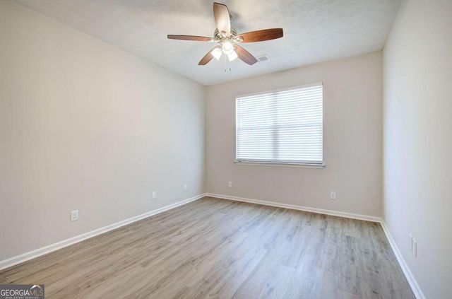 560 Windcroft Circle NW, Acworth, GA 30101