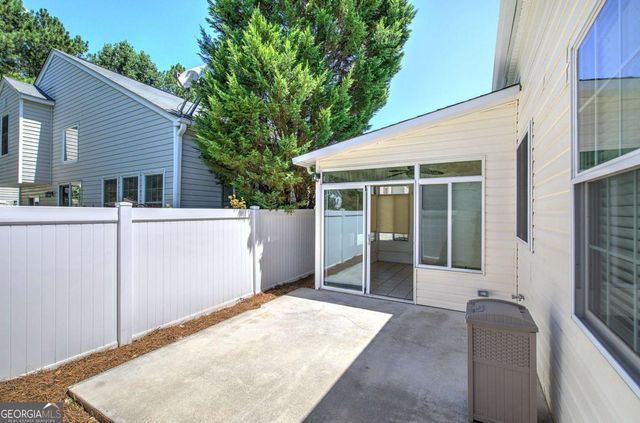 560 Windcroft Circle NW, Acworth, GA 30101