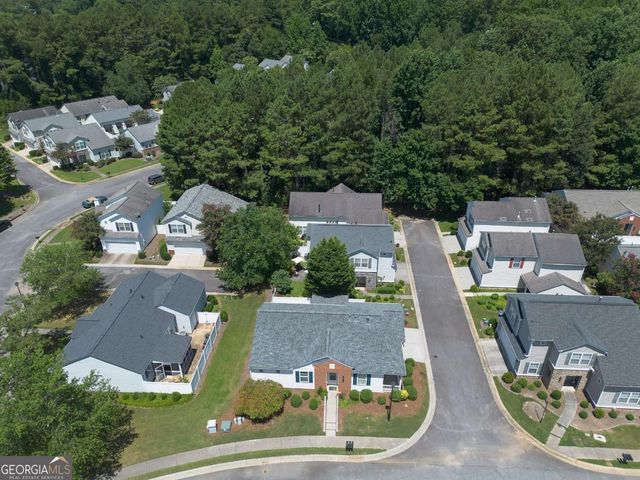 560 Windcroft Circle NW, Acworth, GA 30101
