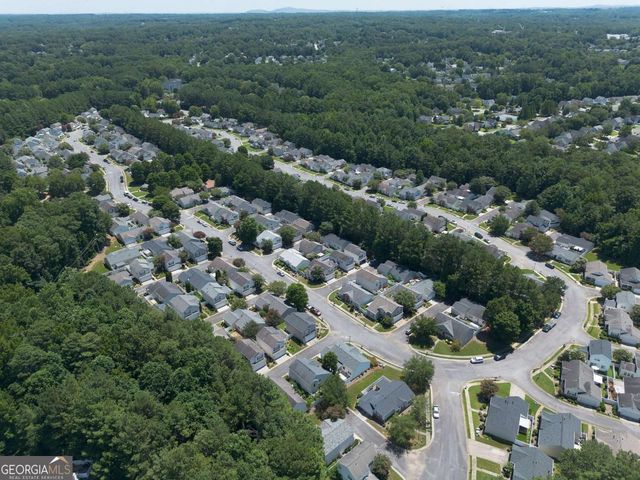 560 Windcroft Circle NW, Acworth, GA 30101