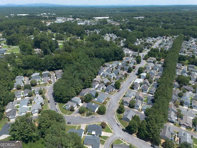 560 Windcroft Circle NW, Acworth, GA 30101